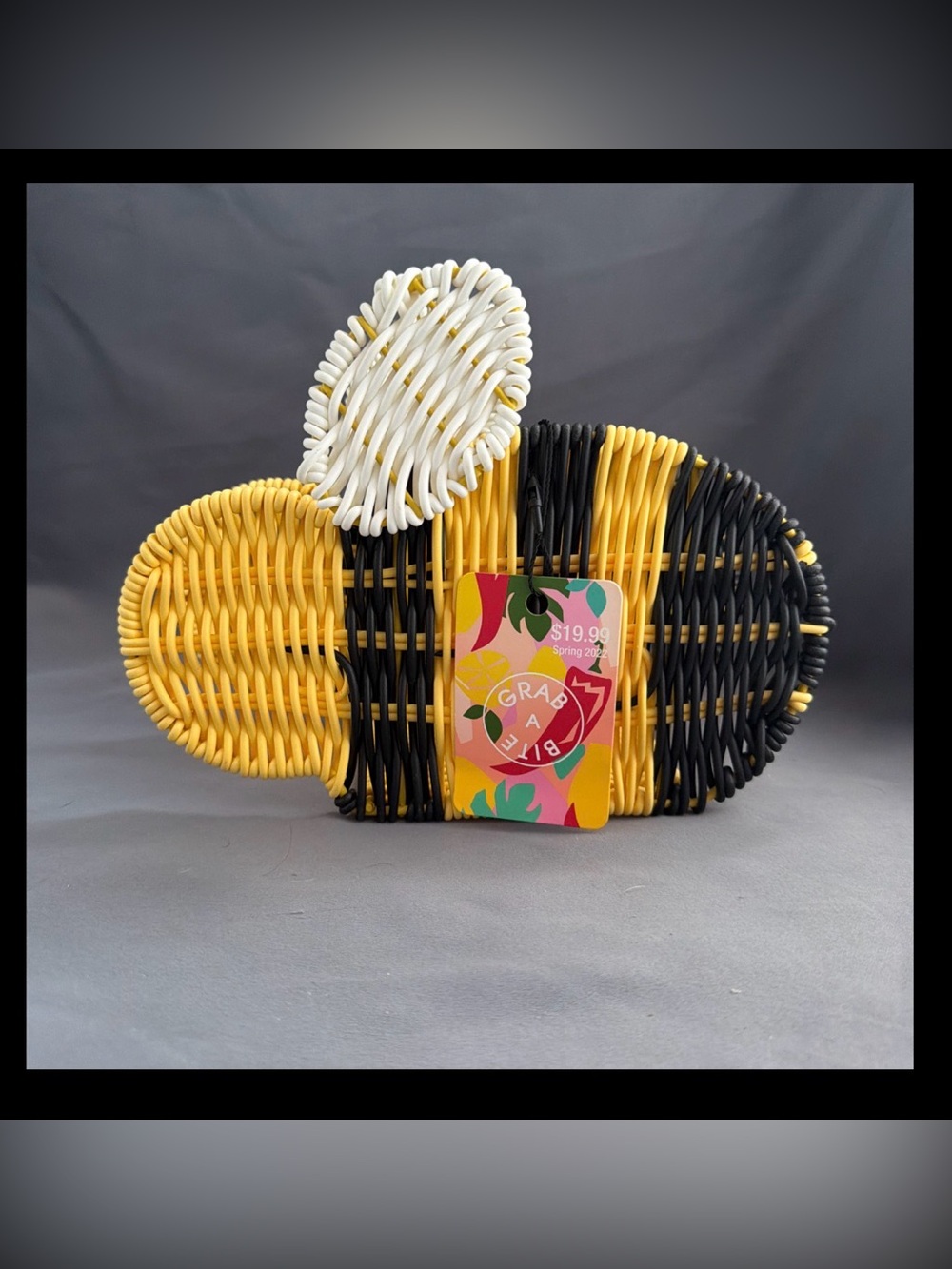 Resin Wicker Bumblebee Tabletop Napkin Holder Yellow/Black/White New With Tags
